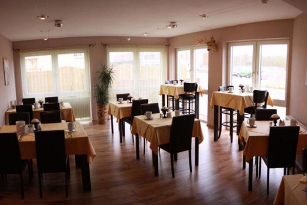 Aviva Apartment-Hotel (Groß-Zimmern)